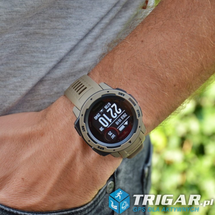 garmin-instinct-tactical-jasnobrazowy.jpg