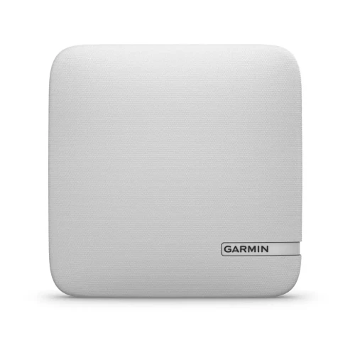 Głośnik o mocy wyjściowej 15 W RMS zapewnia głośny i czysty dźwięk z kompatybilnych morskich radiotelefonów VHF Garmin Signal.