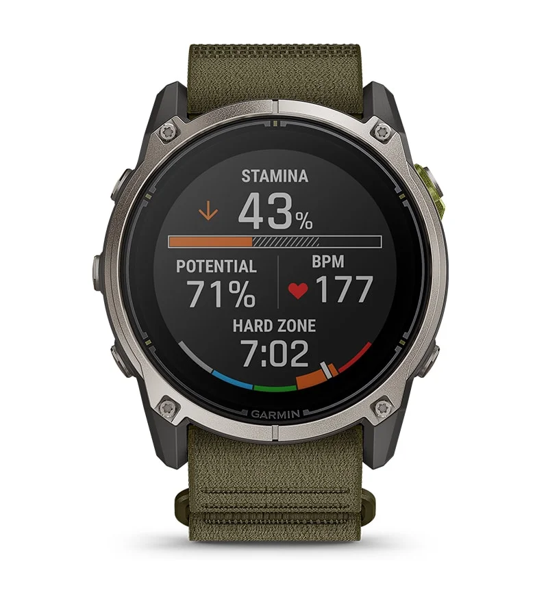 Interfejs zegarka Garmin Enduro 4 z profilami aktywności i wskaźnikami staminy