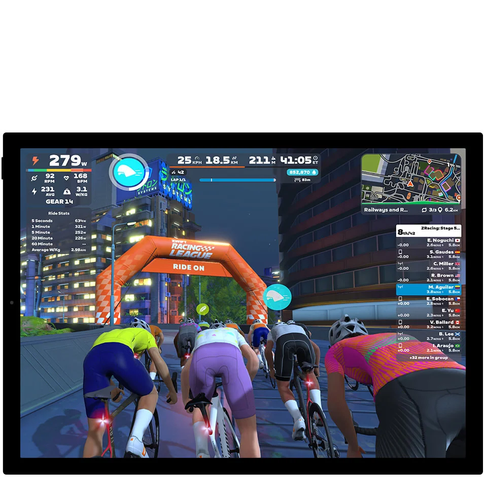 zdjęcie tabletu z aplikacją zwift