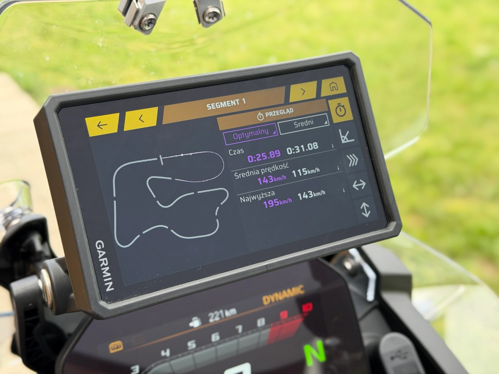 Segmenty sesji torowej Garmin Performance na zūmo XT3
