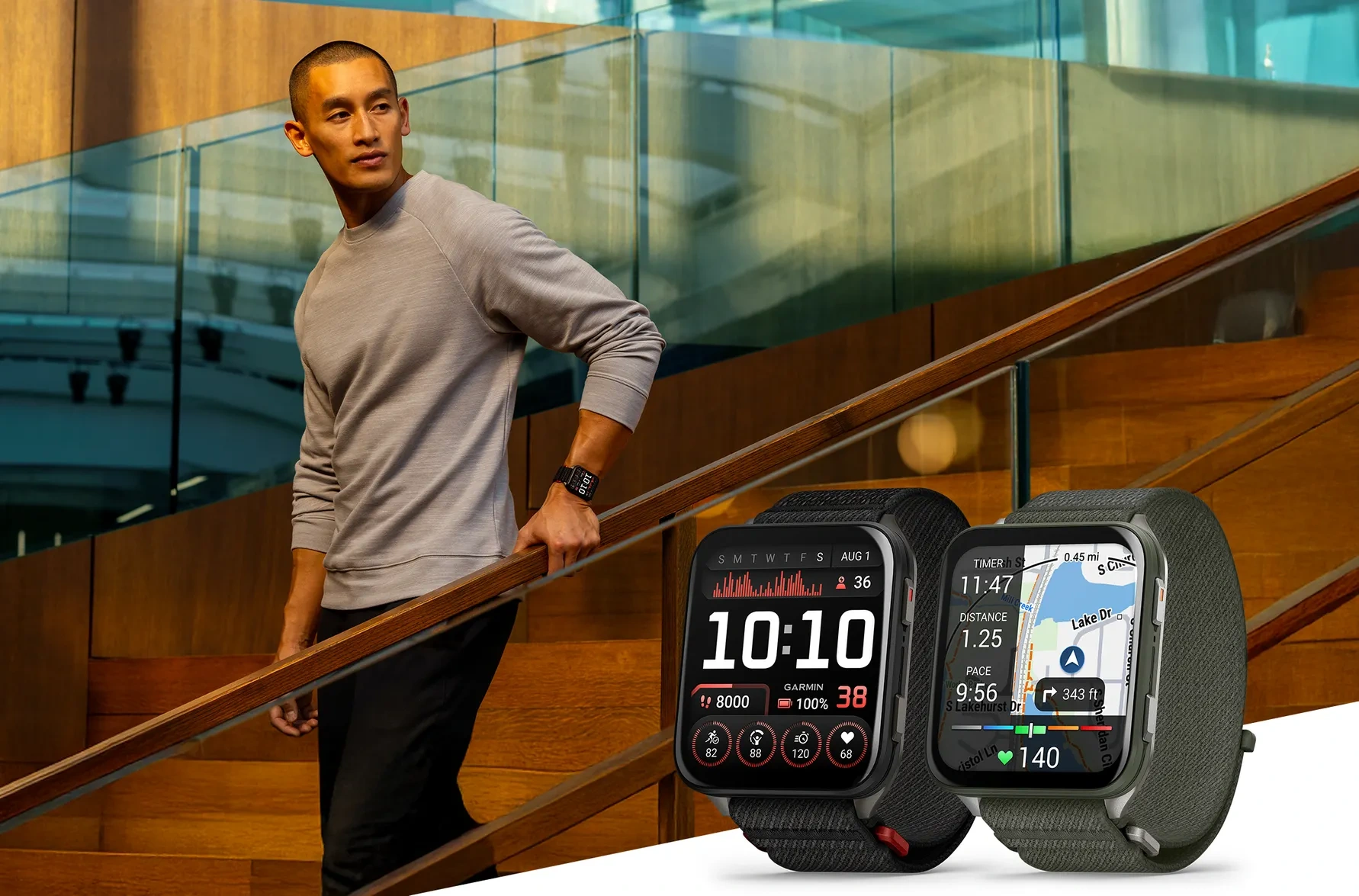 Garmin Venu X1 - mężczyzna z zegarkiem na nadgarstku